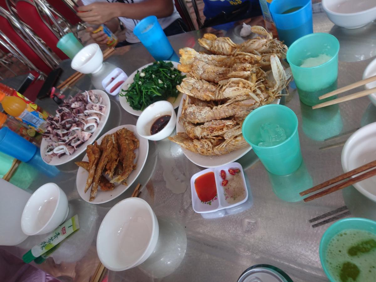 Homie Hostel & Tour Ha Giang Exterior photo